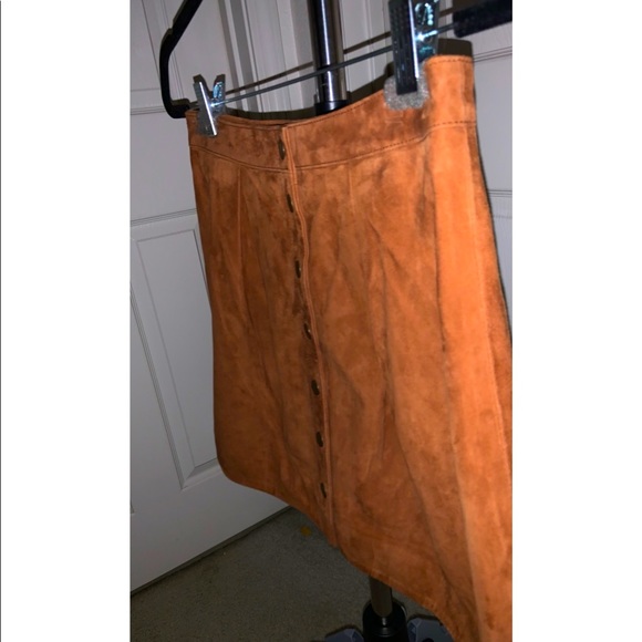 House of Harlow ‼️ SALE‼️ 1960 Leather X Revolve Suede skirt - Picture 8 of 16